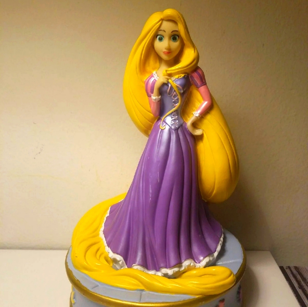 Disney doll - Picture 3 of 3